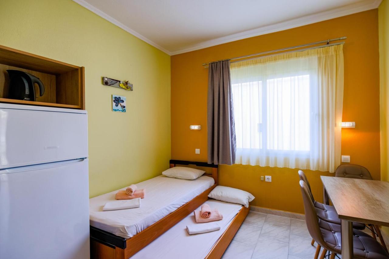 Dionisos Apartments باراليا ديونيسيو المظهر الخارجي الصورة