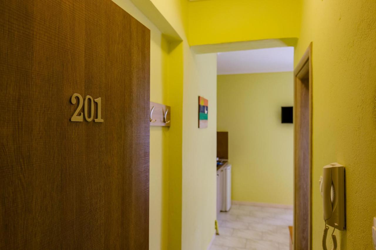 Dionisos Apartments باراليا ديونيسيو المظهر الخارجي الصورة